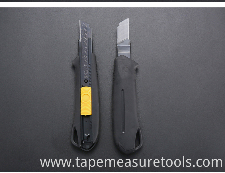 Multifunctional all-inclusive rubber black blade 18mm utility knife